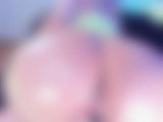 Live cam show with Emma-kell - Squirt on Fapmatic.com