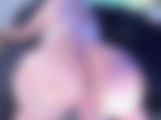 Live cam show with Emma-kell - Deepthroat on AdultVida.com