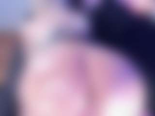 Live cam show with Emma-kell - Fuck Machine on Dolls Live