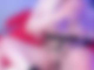 Live cam show with Emma-kell - Strip Mature on livesuperchat.net