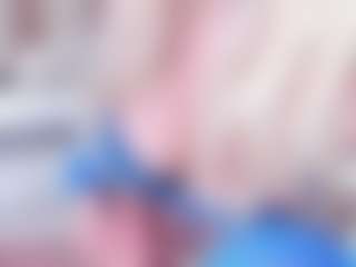 Live cam show with Emma-kell - Blonde Hair Middle Aged on Camsoda