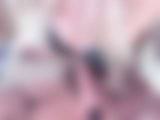 Live cam show with Emma-kell - Mature on CamwithHer