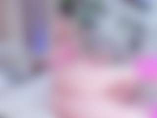 Live cam show with Emma-kell - Strapon on Camsoda