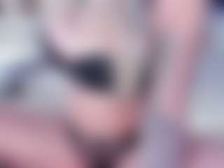 Emma-kell MILF webcam performer live streaming
