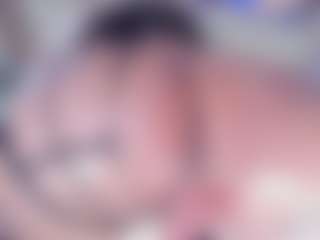 Live cam show with Emma-kell - Big Tits Mature on liverealitysex.com