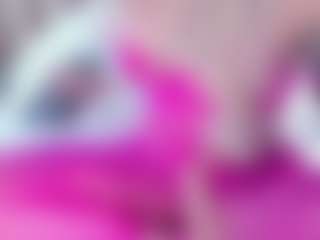 Live cam show with Emma-kell - Sexwebcam Mature on Camsoda