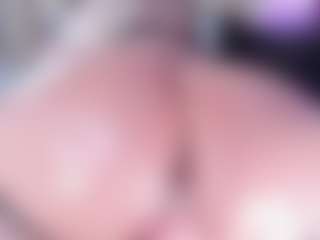 Live cam show with Emma-kell - Mature on Soda Cam