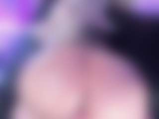 Live cam show with Emma-kell - Strapon on liverealitysex.com
