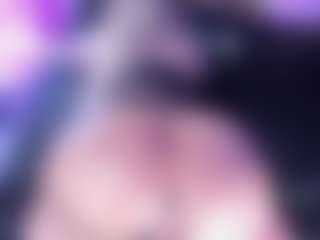 Live cam show with Emma-kell - Ride Torso on Gym Cam Girls