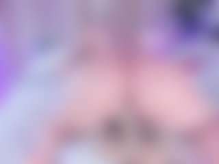 Live cam show with Emma-kell - Athletic on CamwithHer