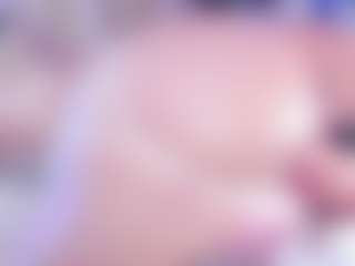 Live cam show with Emma-kell - Mature on Camsoda