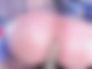 Live cam show with Emma-kell - Strapon on nudelive.tv