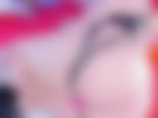 Live cam show with Emma-kell - Blonde Hair Middle Aged on Camsoda