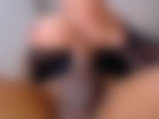 emmabigcock's Live Sex Cam Show