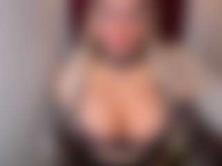 emmabigcock's Live Sex Cam Show