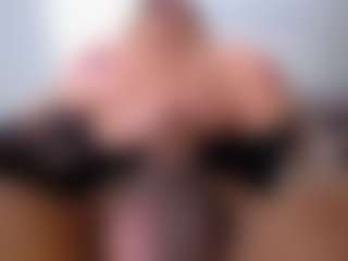 emmabigcock's Live Sex Cam Show