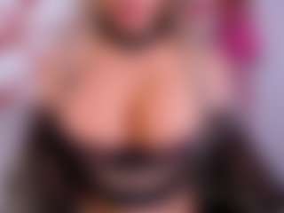 emmabigcock's Live Sex Cam Show