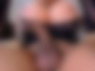 emmabigcock's Live Sex Cam Show