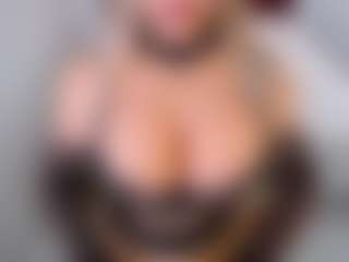 Live cam show with emmabigcock - Brown Eyes on Camsoda