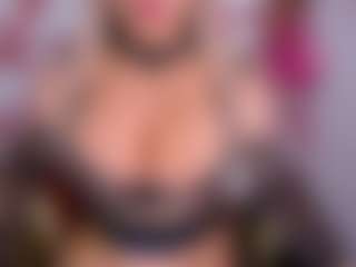 emmabigcockのライブセックスチャットショー