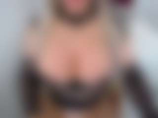 emmabigcock's Live Sex Cam Show