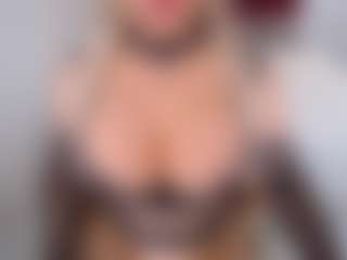 emmabigcock's Live Sex Cam Show