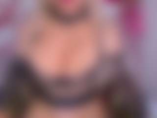 emmabigcock's Live Sex Cam Show
