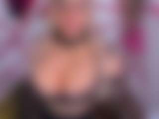 emmabigcock's Live Sex Cam Show