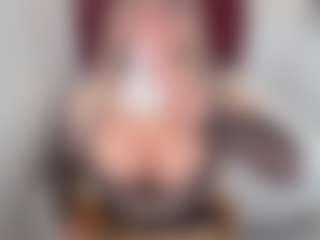 emmabigcock's Live Sex Cam Show