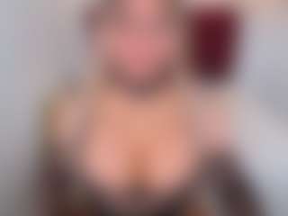 Live cam show with emmabigcock - Tease on CamClone