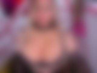 emmabigcock's Live Sex Cam Show