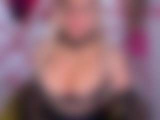 emmabigcock's Live Sex Cam Show