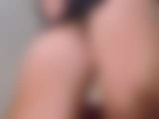 emmabigcock's Live Sex Cam Show