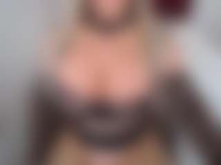 Live cam show with emmabigcock - Brown Eyes on Camsoda