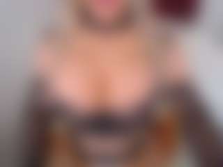 Live cam show with emmabigcock - Dirty Talk on SinfulBabes