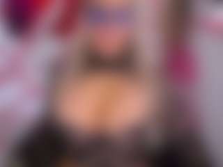 emmabigcock's Live Sex Cam Show