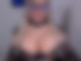 emmabigcock's Live Sex Cam Show