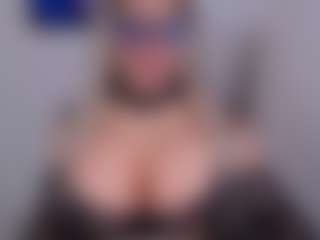 emmabigcock's Live Sex Cam Show