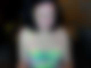 Live cam show with IrissMoon - Mature on CamClone