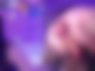 Live cam show with IsabellaBlow - BBW on Stripli.com