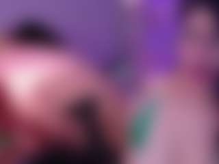 Live cam show with IsabellaBlow - Cute on Mixed Magazine Live