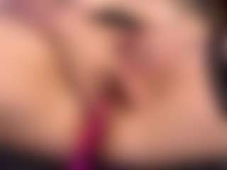 Live cam show with JuleLaffitte - Blonde Hair on crypto-cams