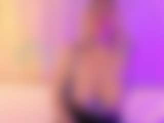 JulieDeep's Live Sex Cam Show