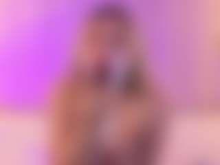 Live cam show with JulieDeep - Control on galaxygirlnitro.com