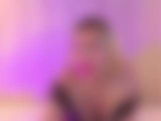 JulieDeep's Live Sex Cam Show