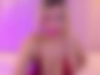 Live cam show with JulieDeep - Blonde Hair on Milf Play