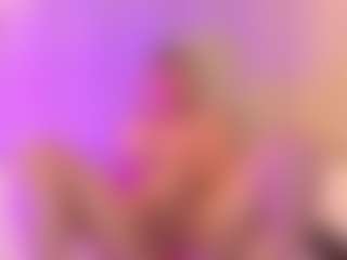 Live cam show with JulieDeep - Fuck Machine on SxyPornLive