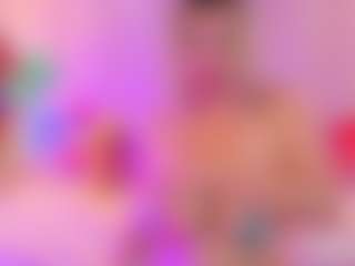 Live cam show with JulieDeep - Erotic Dance on Camsoda