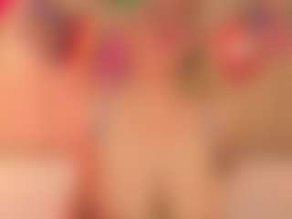 JulieDeep's Live Sex Cam Show