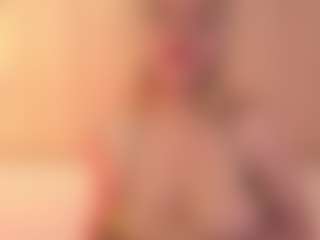 Live cam show with JulieDeep - Arab Striptease on live18s.com